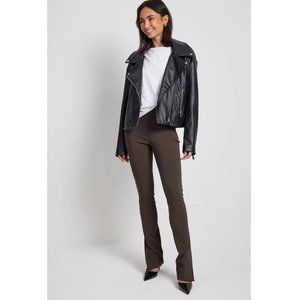 NA-KD brand. Slim-fit super stretch slit pants.